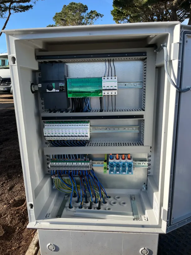 Fge 56 Electricien Vannes Tableaudivisionnairecampingparkerlannstpierrequiberon1